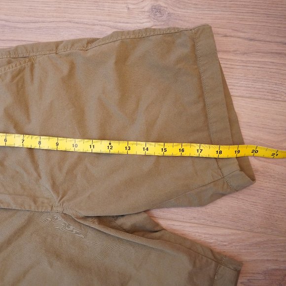 UNIQLO Chino Shorts NWOT - Picture 6 of 8